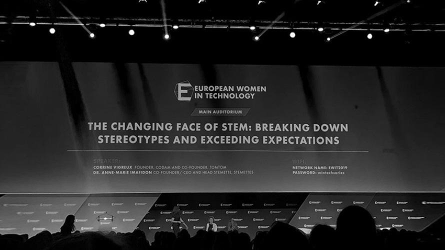 如何通过包装设计体现“生活如诗”？